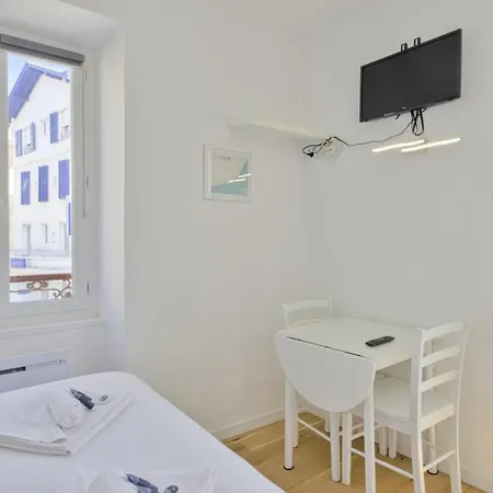 Daire Gaston - Welkeys *